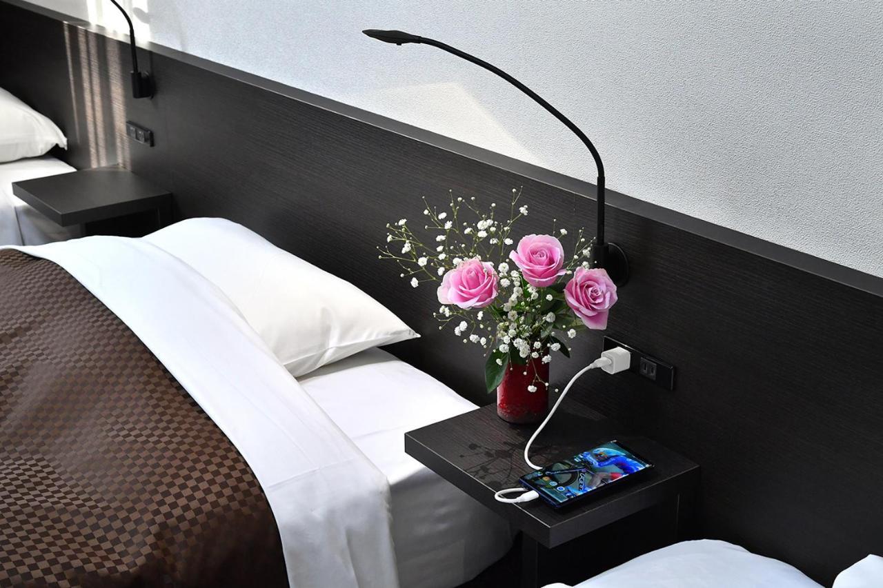 Business Hotel Bl Kuwana Eksteriør billede